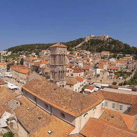 1 Bedroom Stunning In Milna * Milna (Hvar)