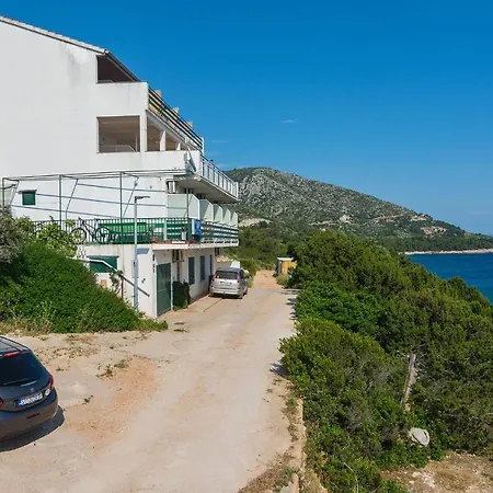 1 Bedroom Stunning In Milna